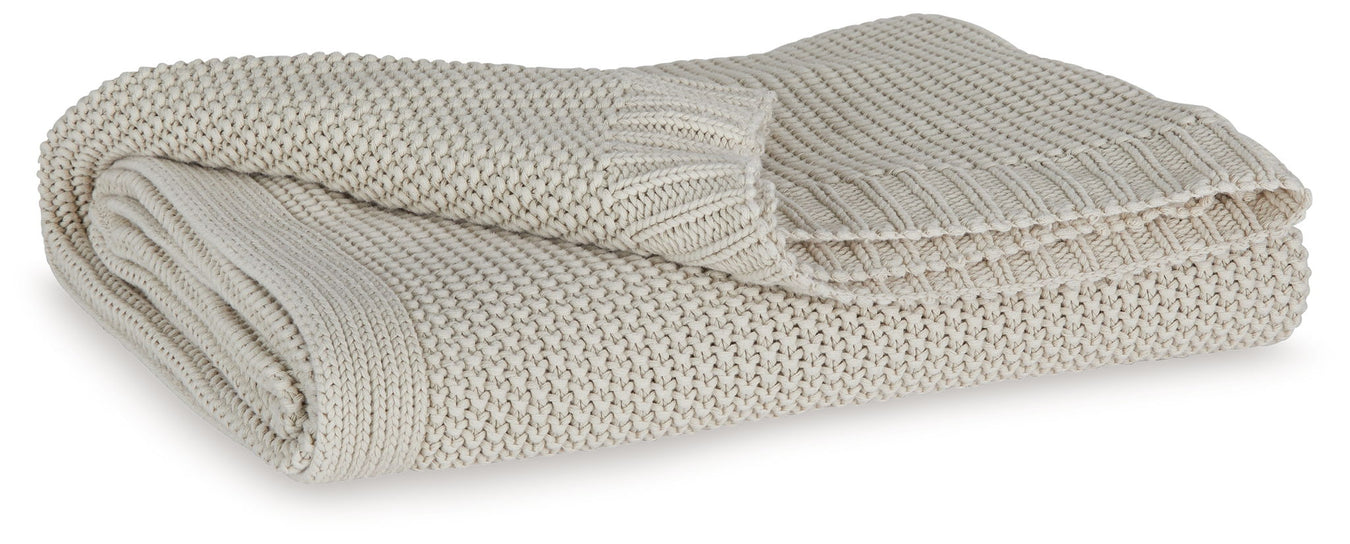 Accessories > Throw Blankets